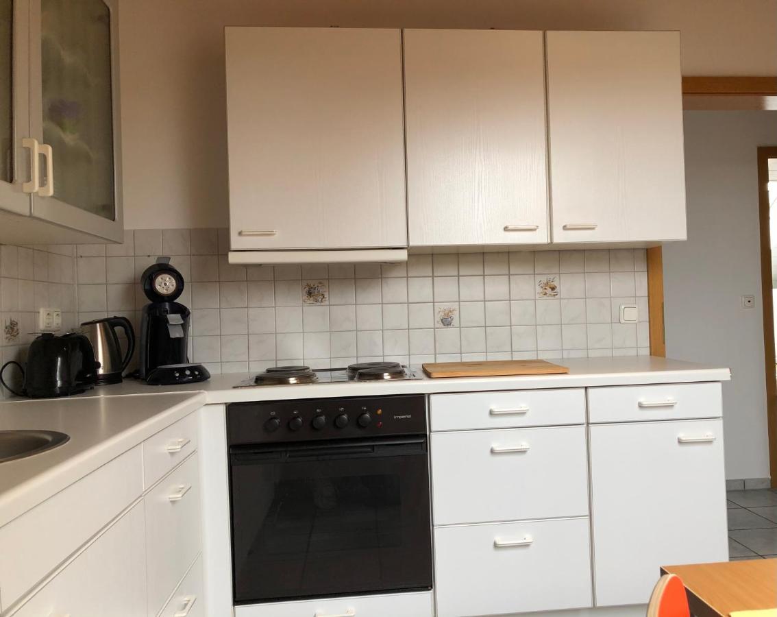 Monteur - Privat Zimmer Langerwehe Geich Esterno foto