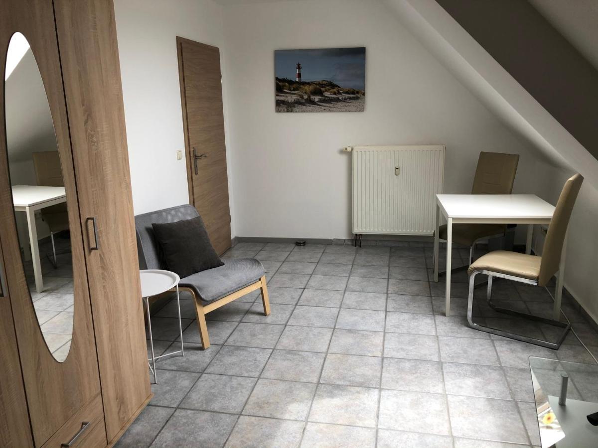 Monteur - Privat Zimmer Langerwehe Geich Esterno foto